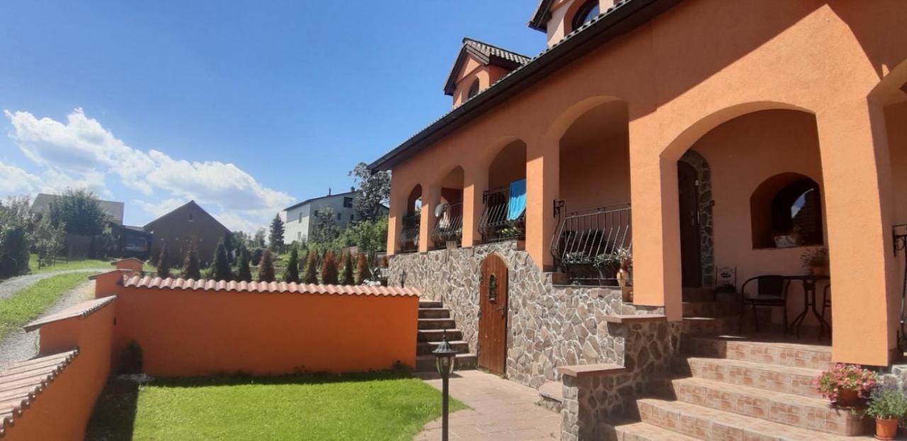 Apartman Anna Apartment Veľký Slavkov Екстериор снимка